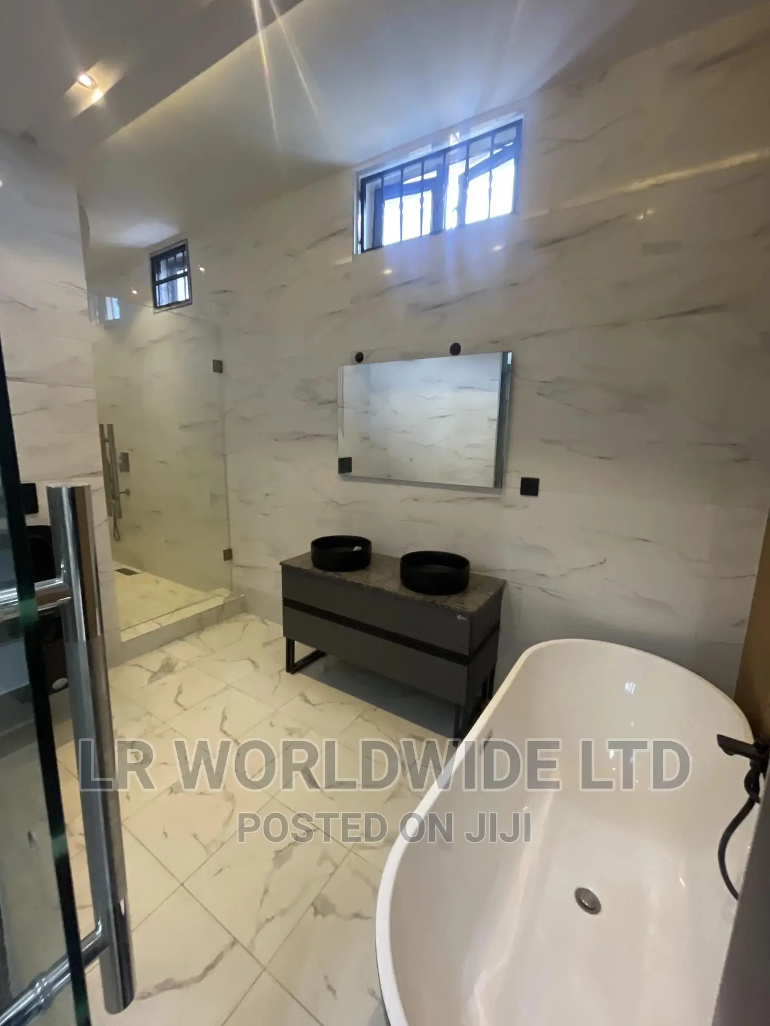 5bdrm Duplex in Riverpark, Lugbe District for sale