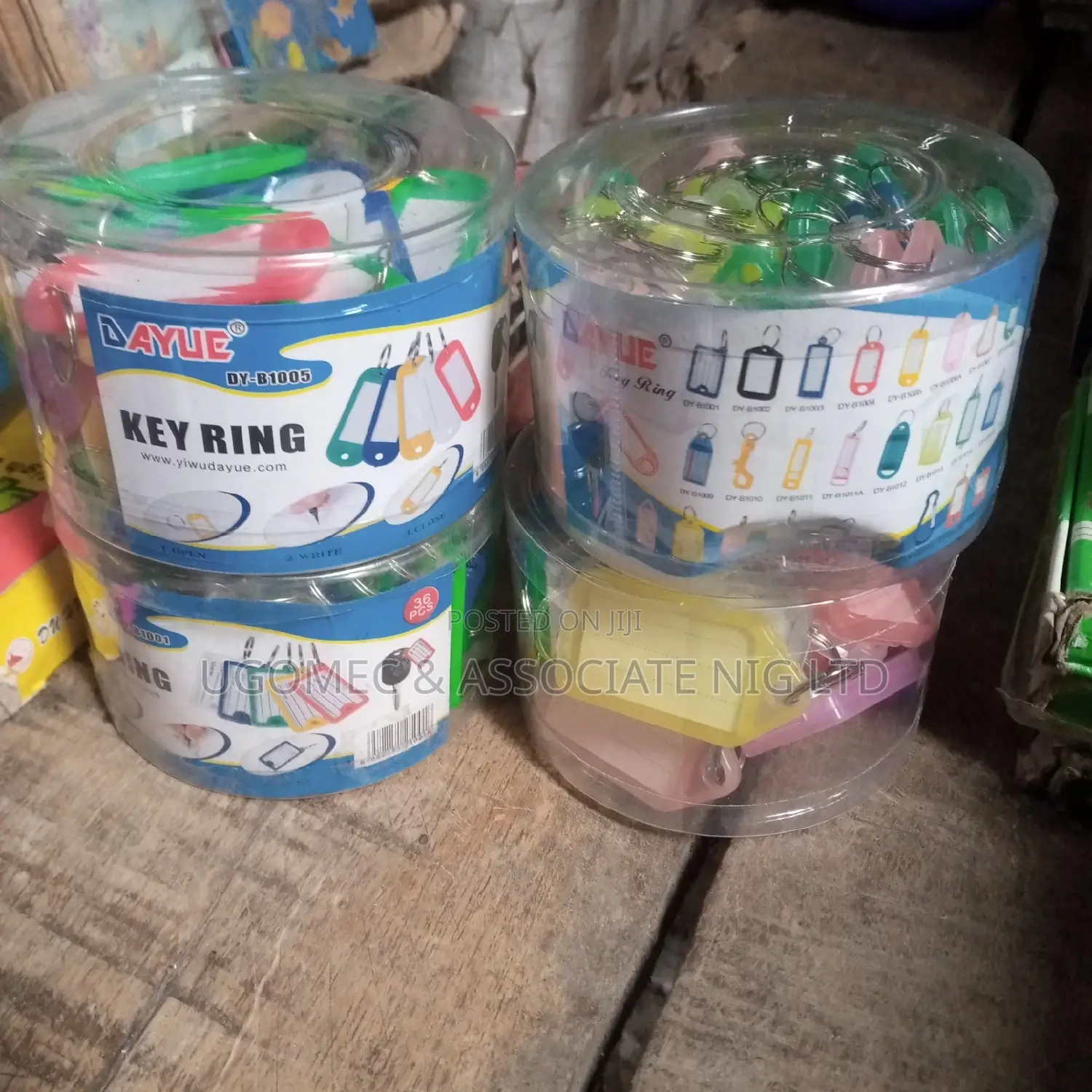 Key Ring's Name,50pcs Random Colour Plastic Keychains(Blank)