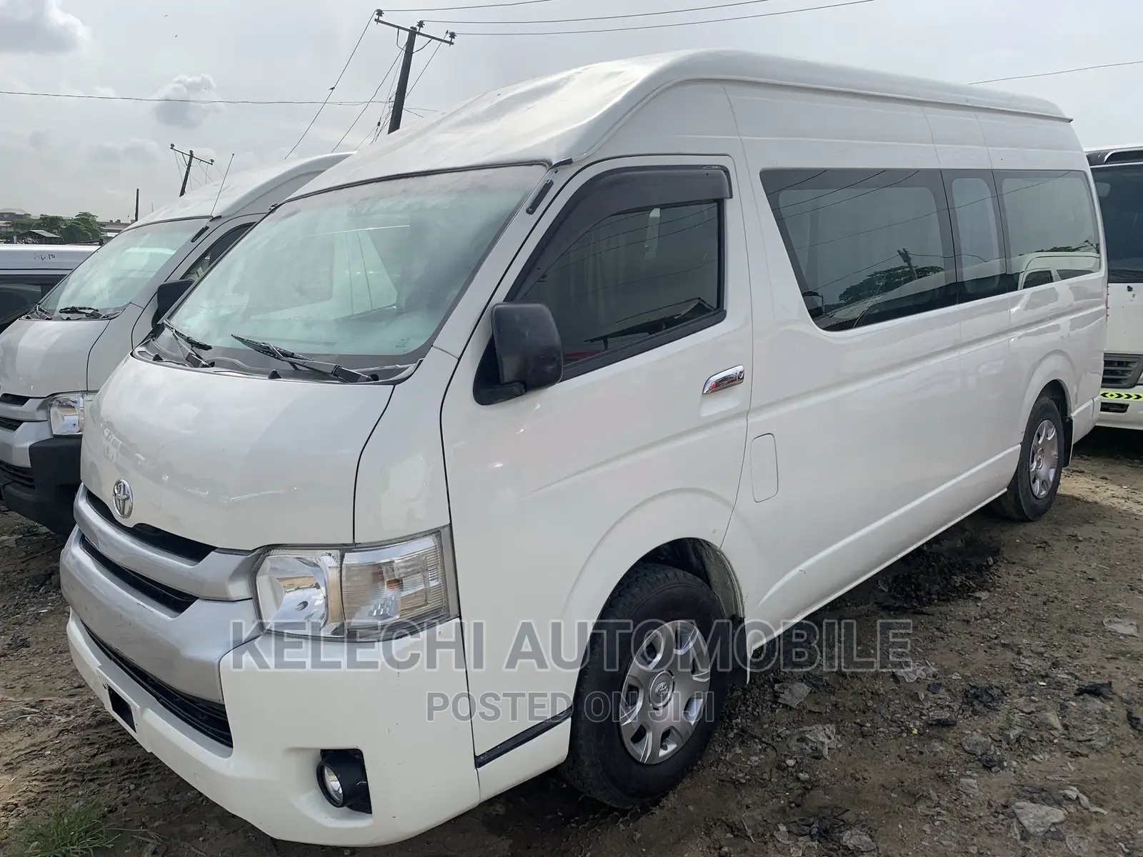 Toyota HiAce 2018 White