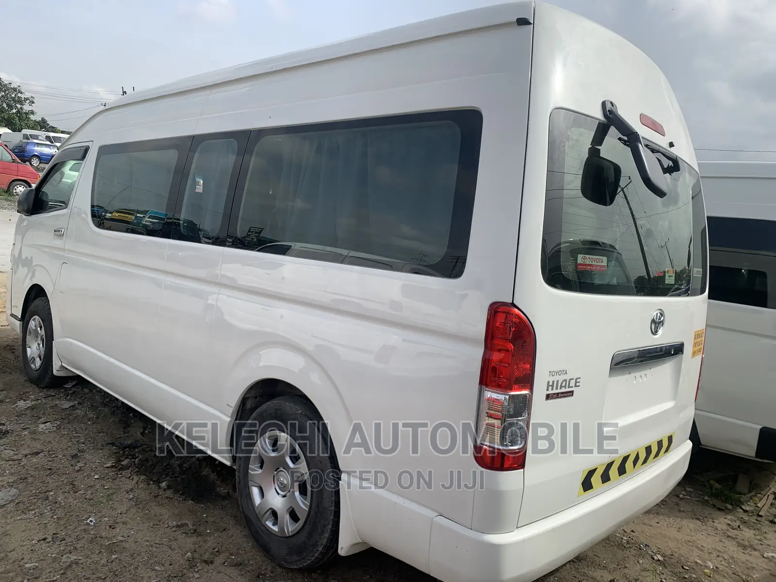 Toyota HiAce 2018 White