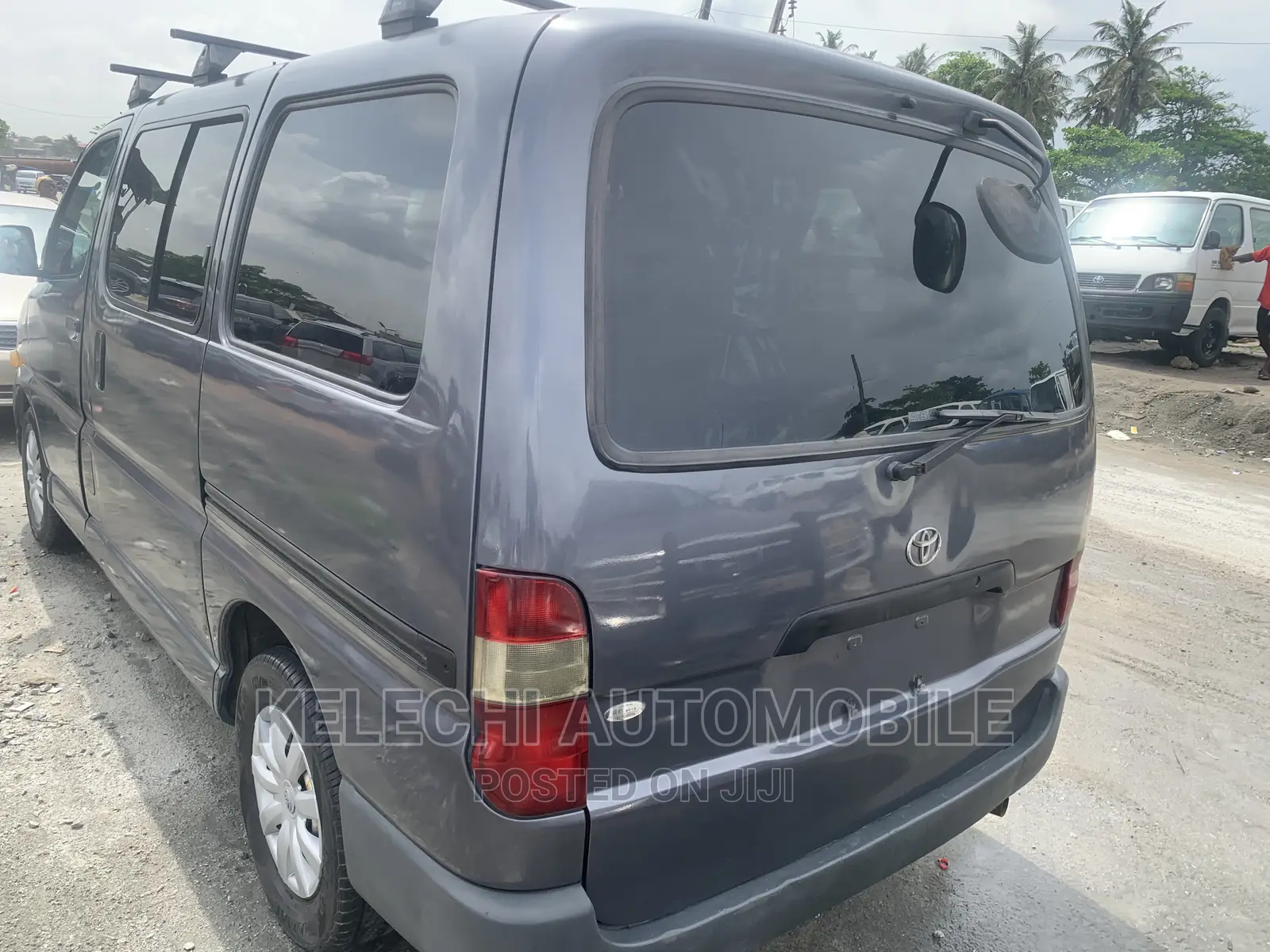 Toyota HiAce 2006 Grey