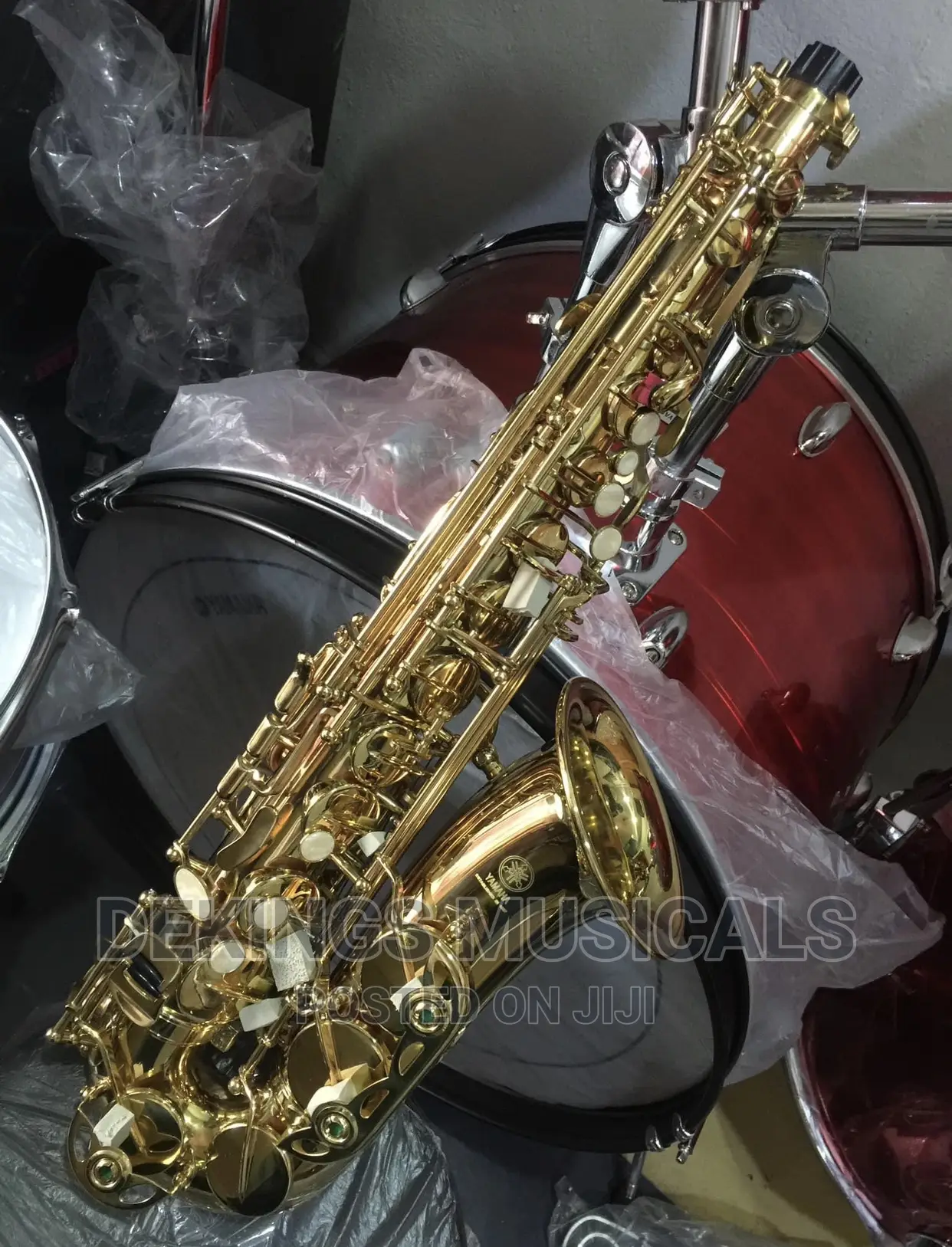 Professional Yamaha Alto Saxophone Gold Sax