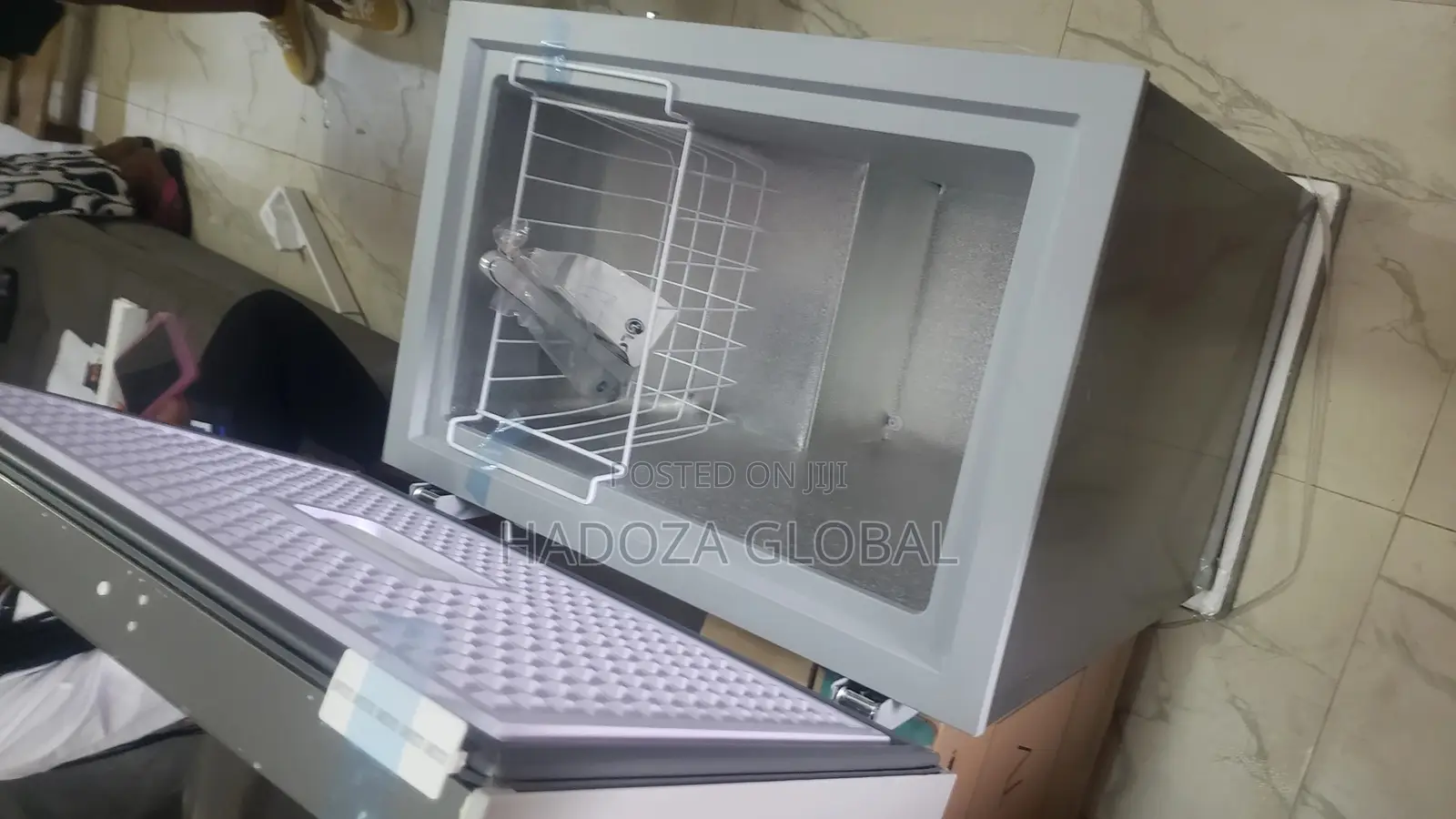 LG Chest Freezer Gc-238l Deep and Fast, Original (New)