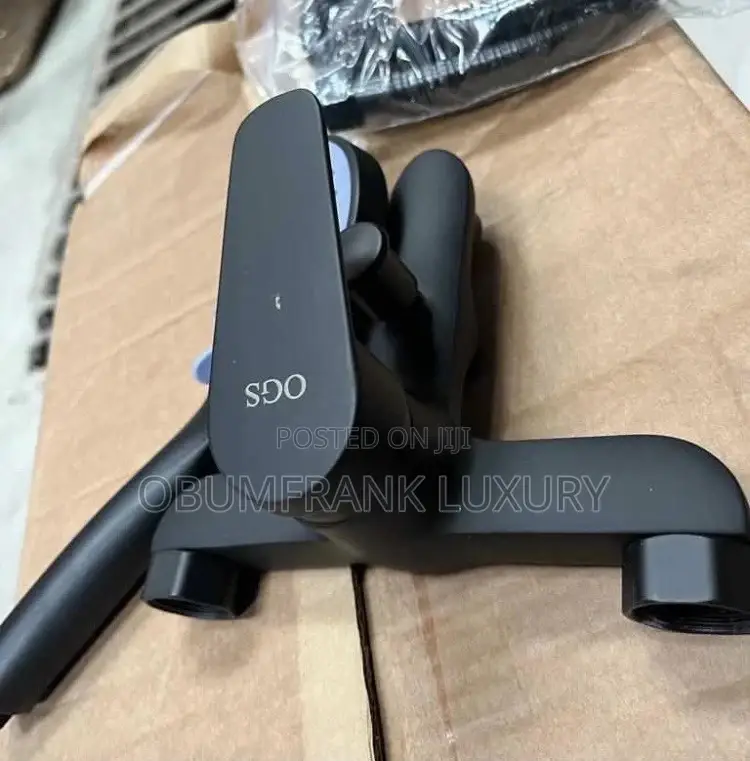 Black Bath Mixer Tap