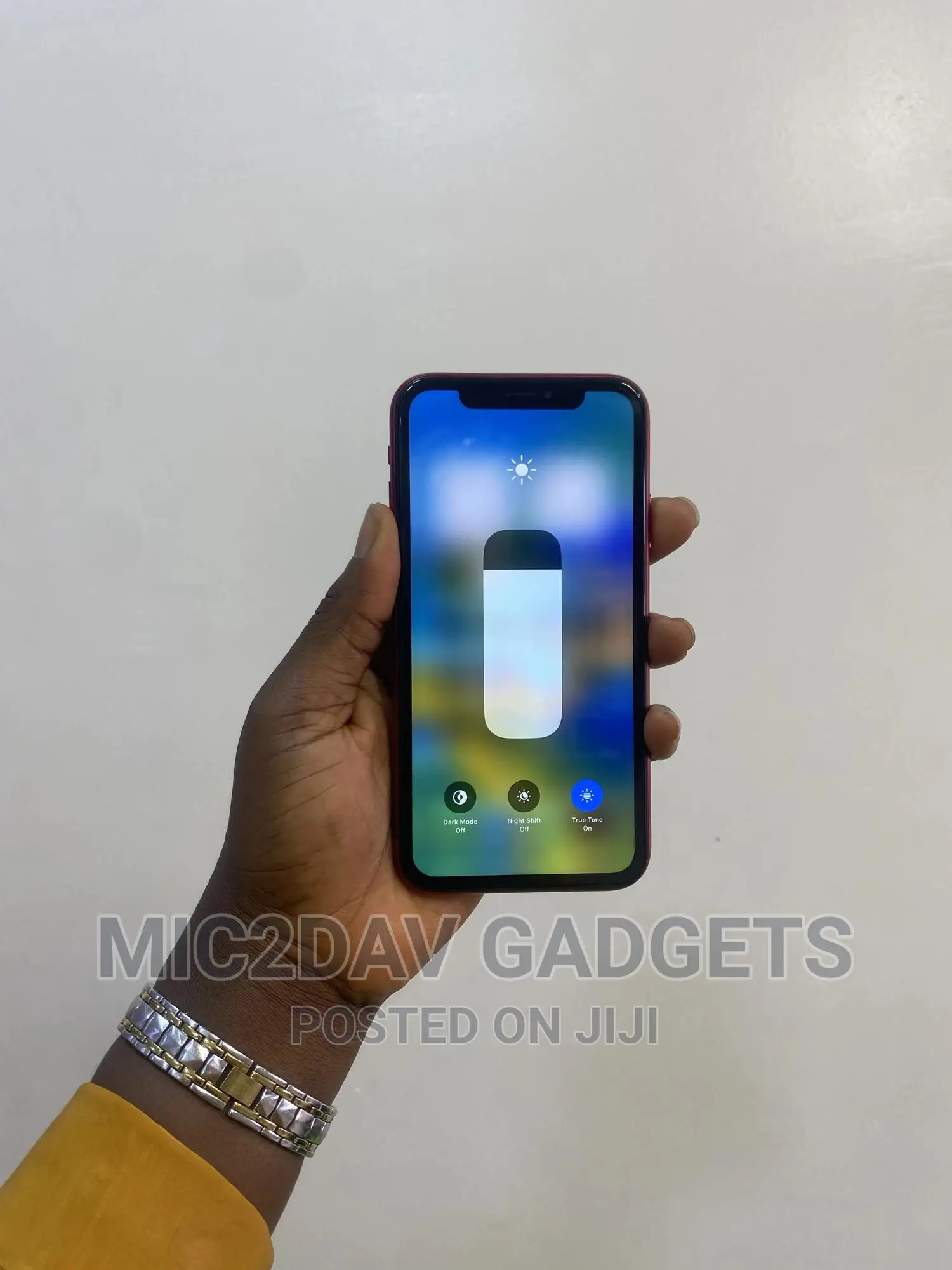 Apple iPhone XR 64 GB Red