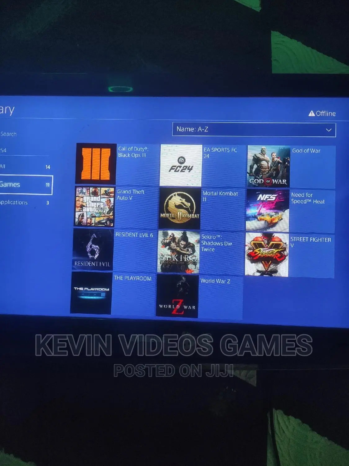 Hacked Ps4+Two Pads+10 Games