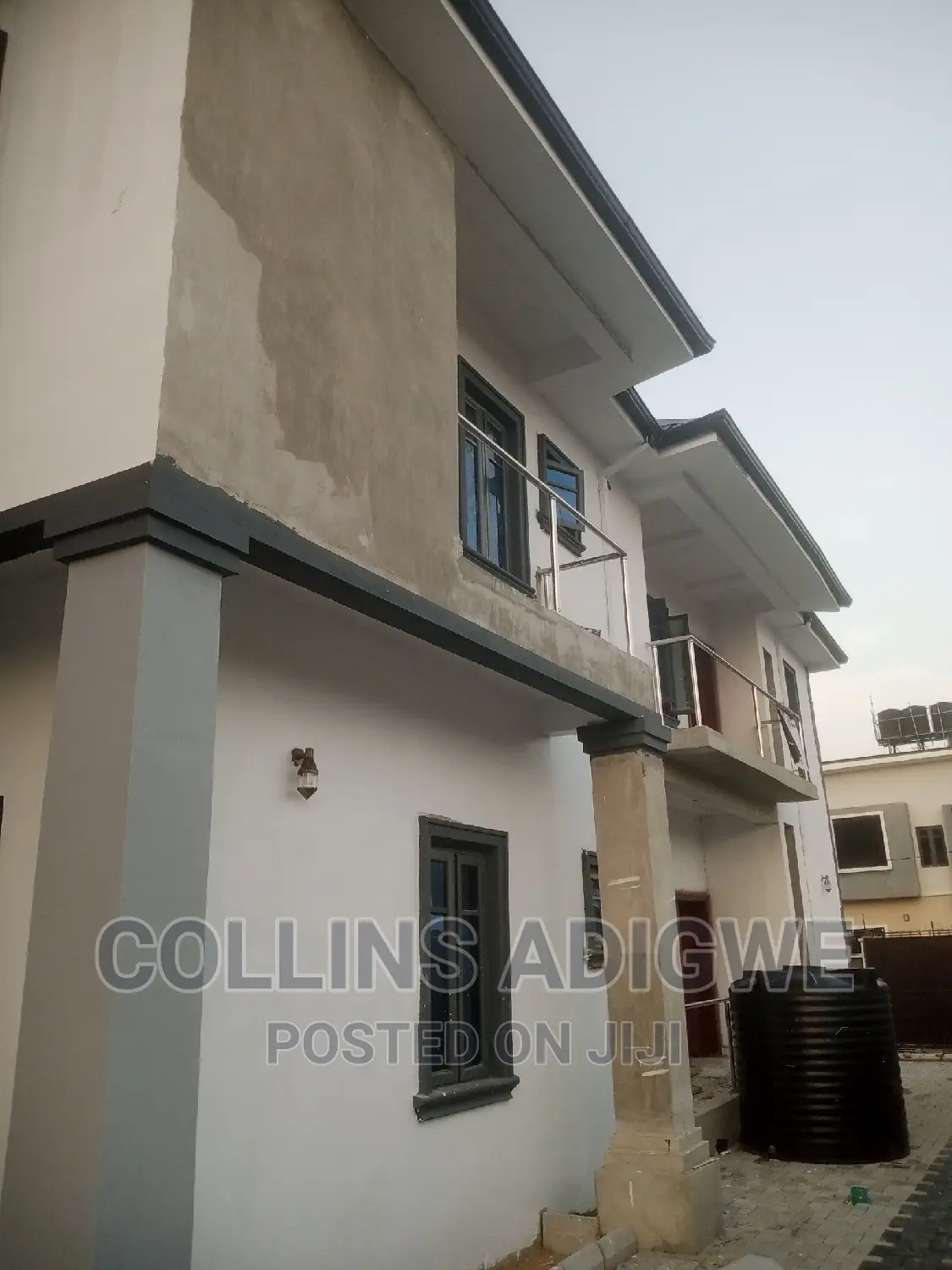 3bdrm Apartment in Ogombo for sale
