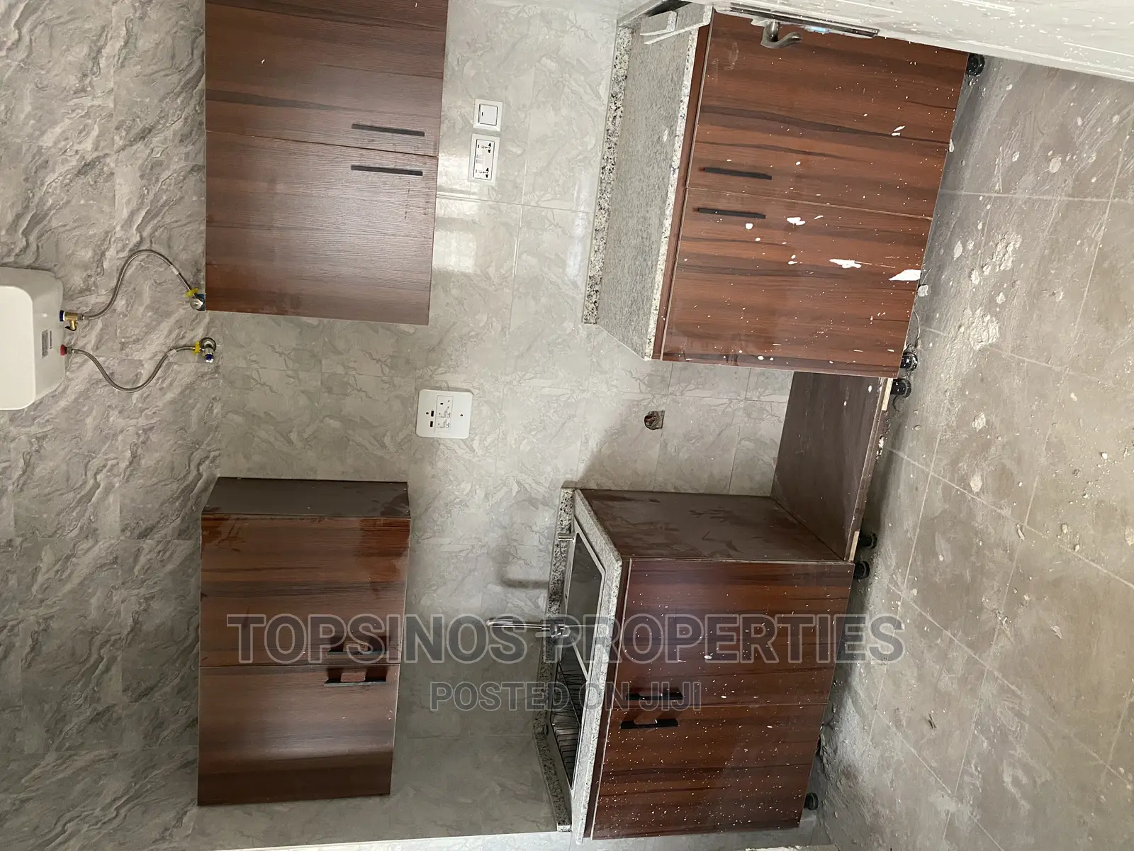 2bdrm Block of Flats in Dawaki for rent