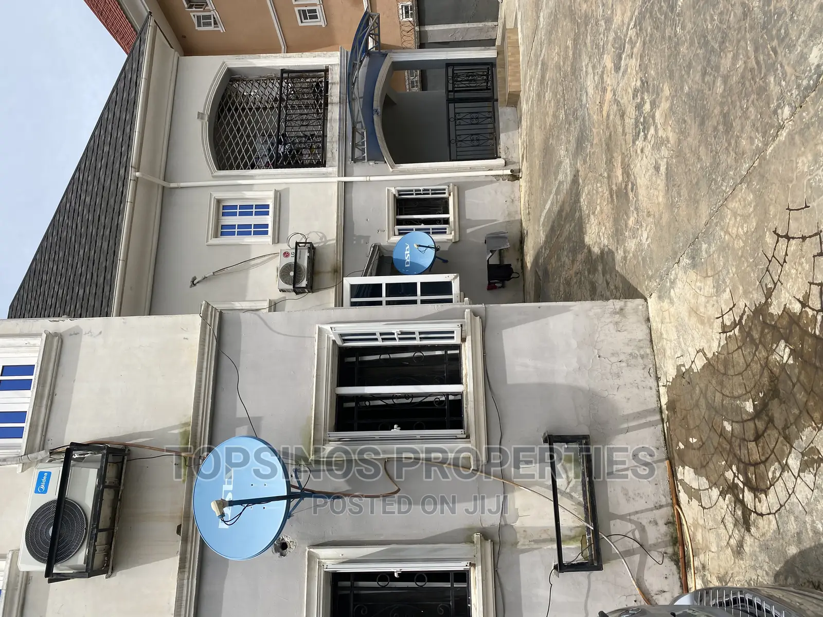 2bdrm Block of Flats in Dawaki for rent