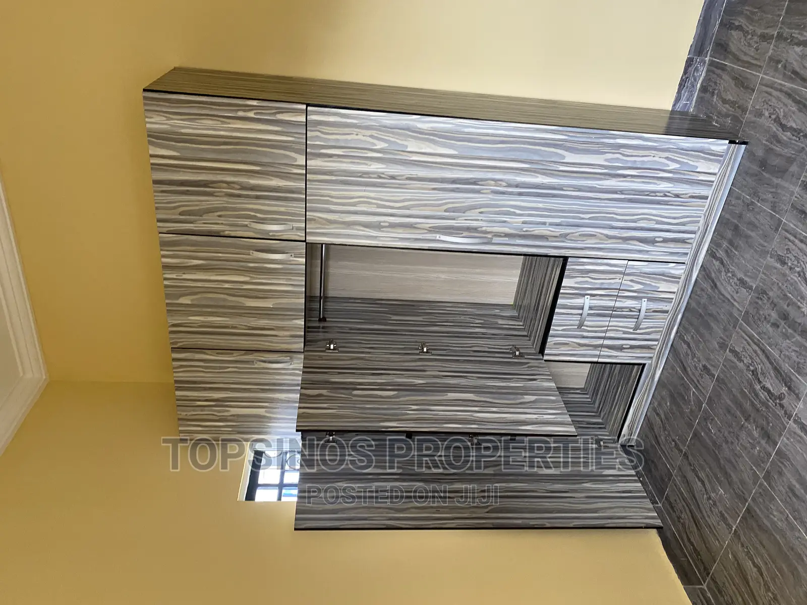 2bdrm Block of Flats in Dawaki for rent