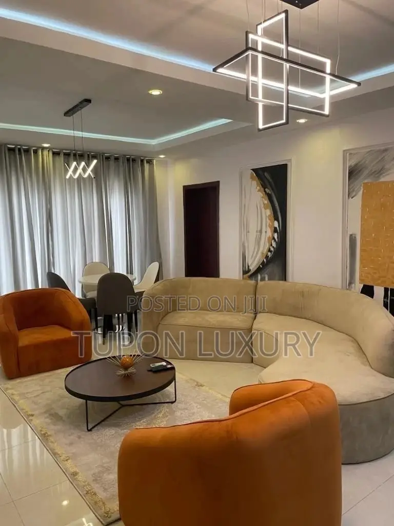 Luxury 2-Bedroom Apartment in Lekki Phase 1