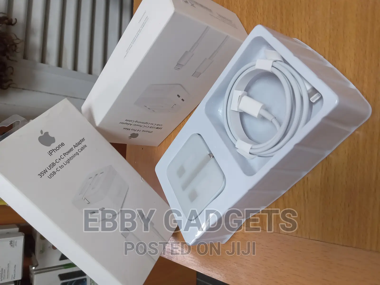 PD Adapter iPhone Charger Head + 2 USB C - 35w