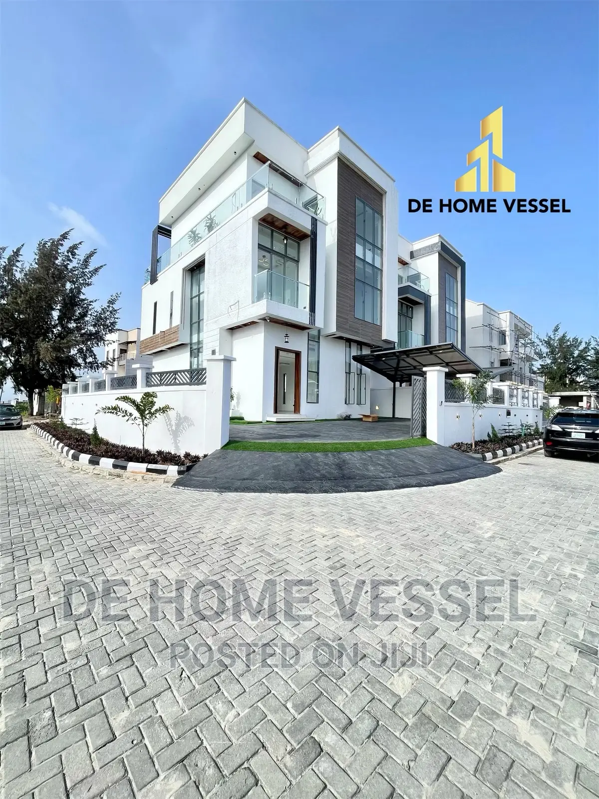 4bdrm Duplex in Osapa london for sale