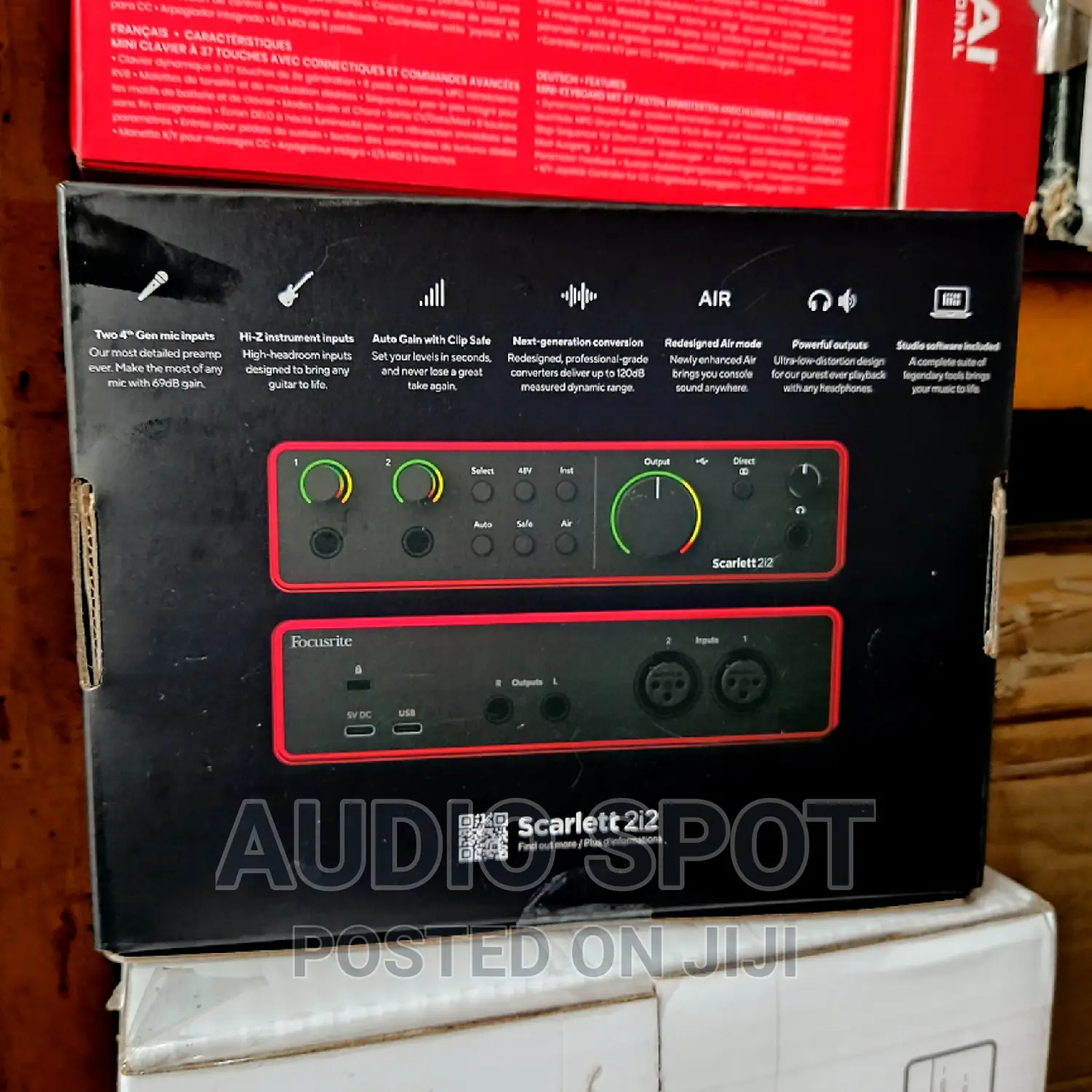 Focusrite Scarlett 2i2 4th Gen USB Audio Interface/Soundcard