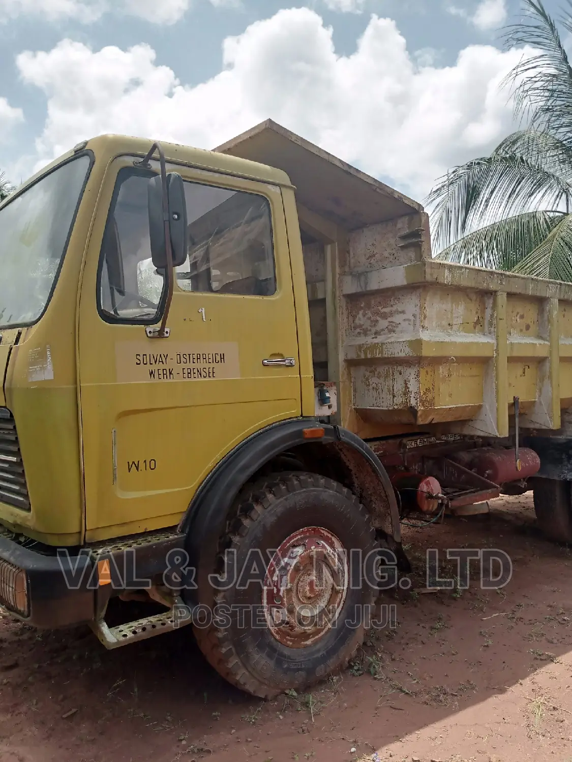 Mercedes Benz 1919 Dumper Truck 1987 Yellow