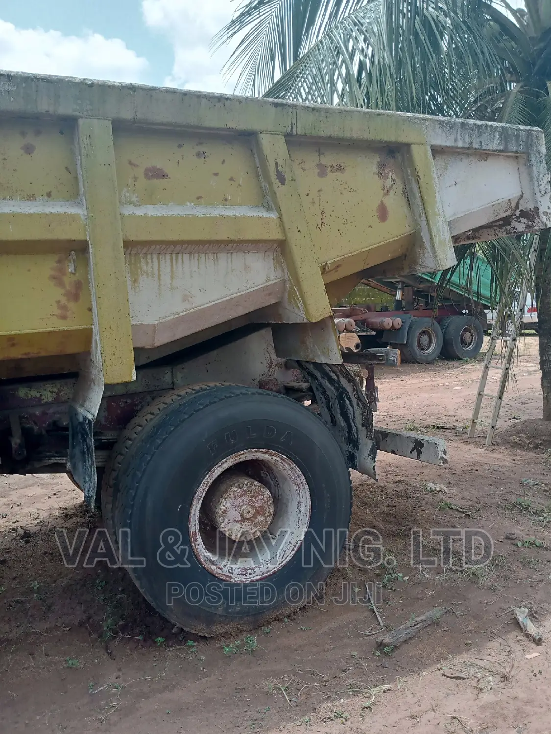 Mercedes Benz 1919 Dumper Truck 1987 Yellow