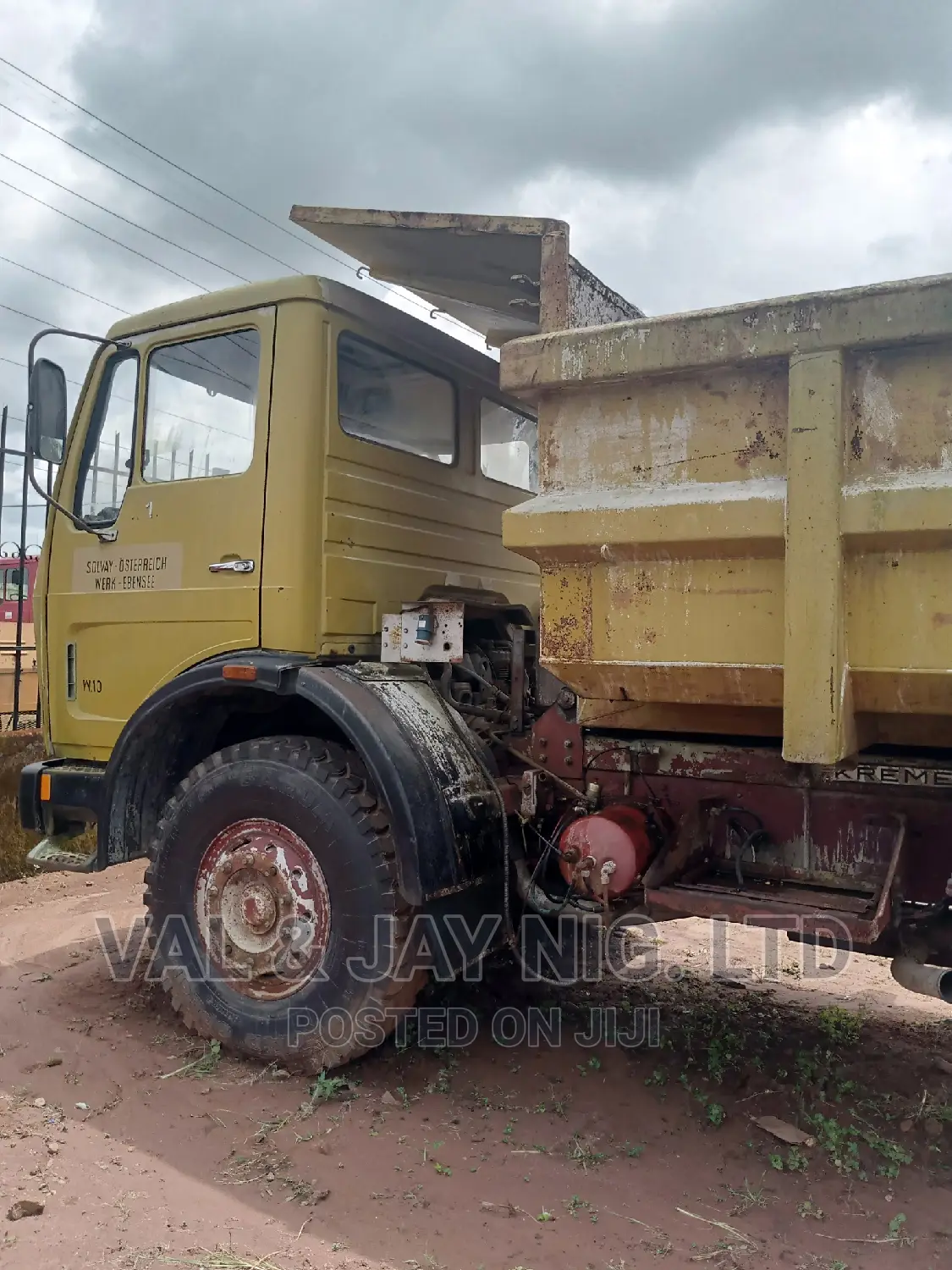 Mercedes Benz 1919 Dumper Truck 1987 Yellow