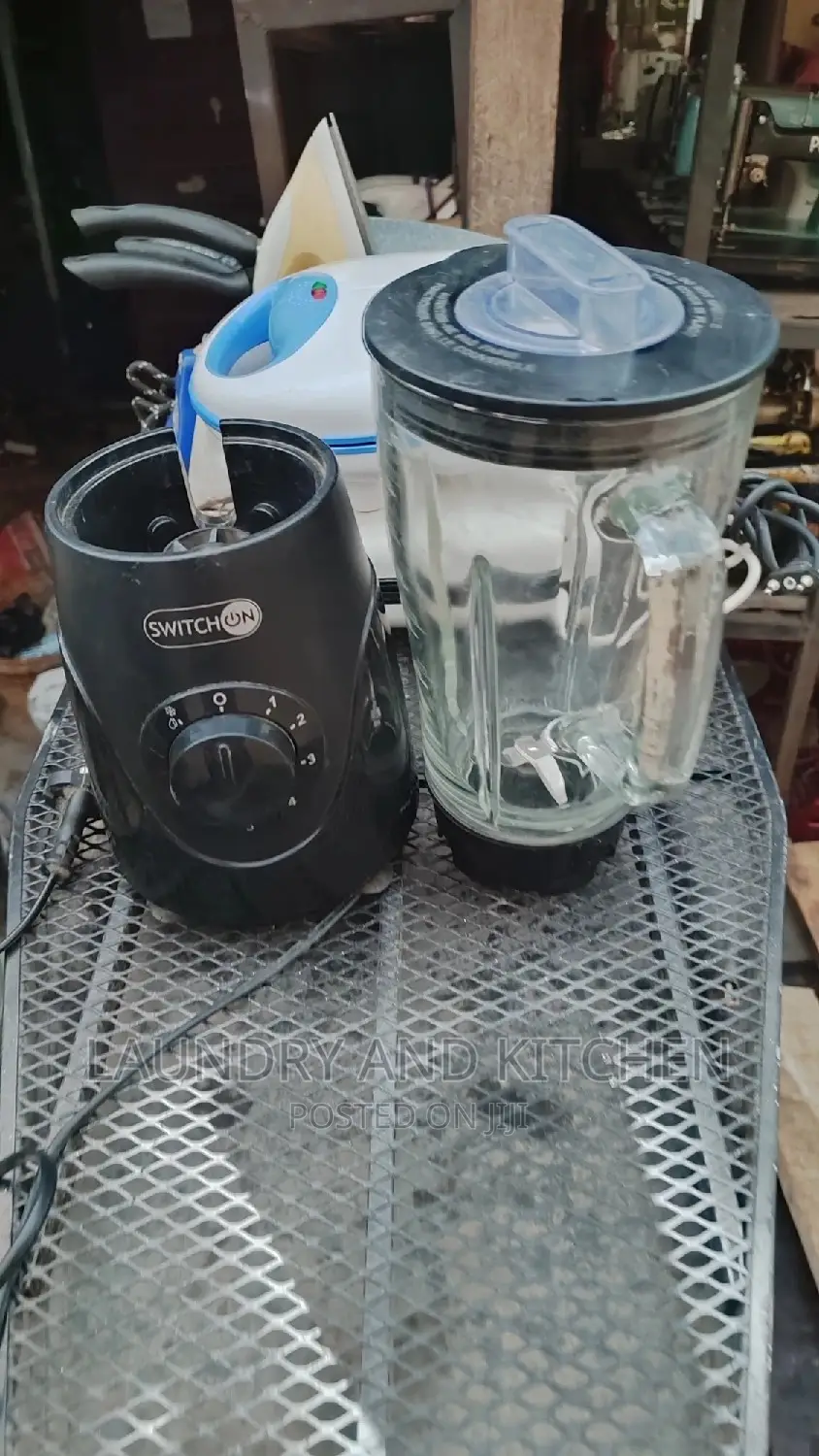 Switch on Blender With Glass Cup