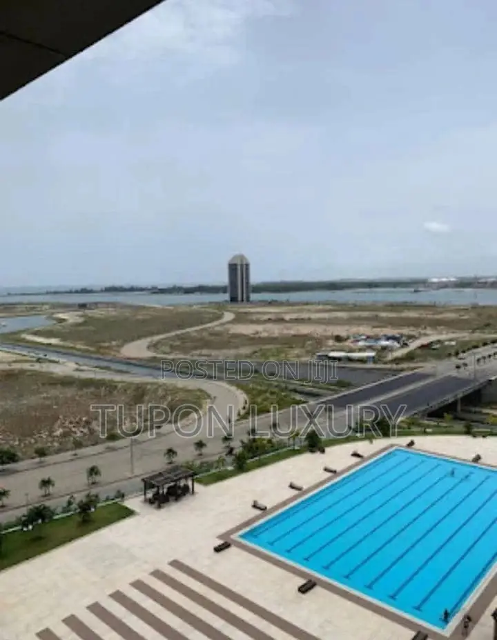 3 Bedroom Apartment on the 8th Floor
Eko Atlantic City