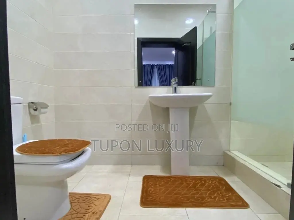 5 Bedroom Ocean View Penthouse With a Pool Snooker