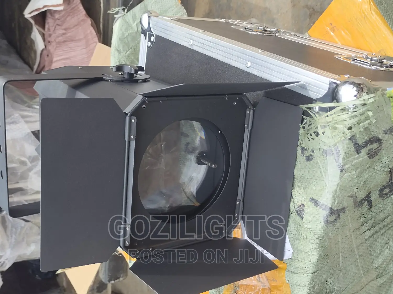Led Fresnel Light 200w Studio Zoom White and Warm White