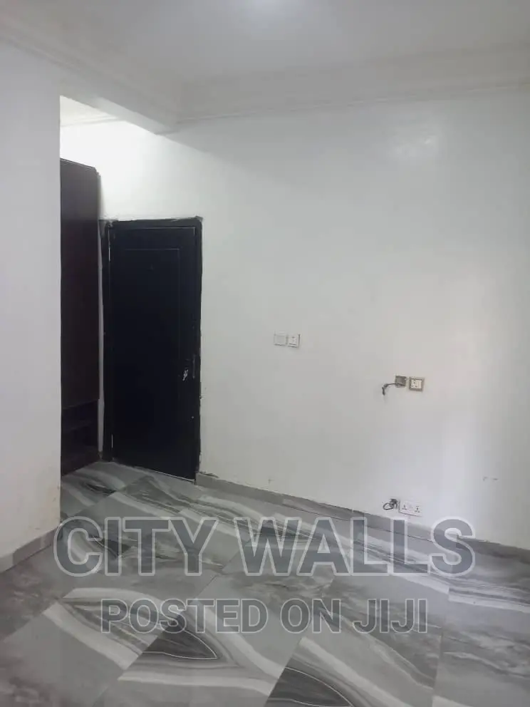 2bdrm Block of Flats in Ikate-Elegushi for rent