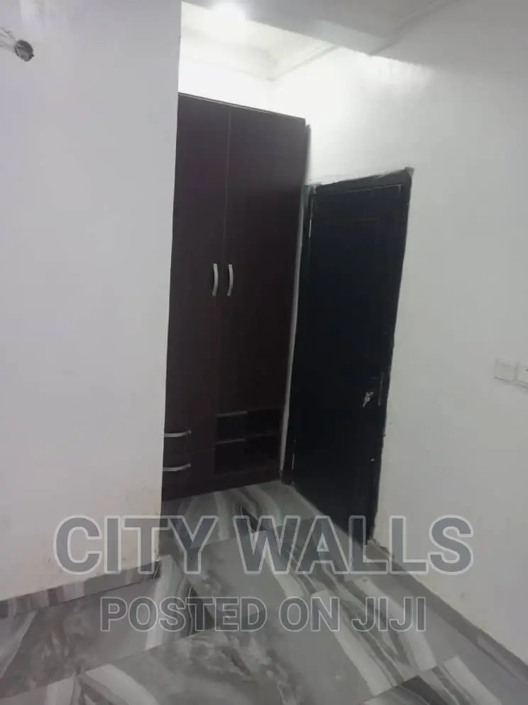 2bdrm Block of Flats in Ikate-Elegushi for rent