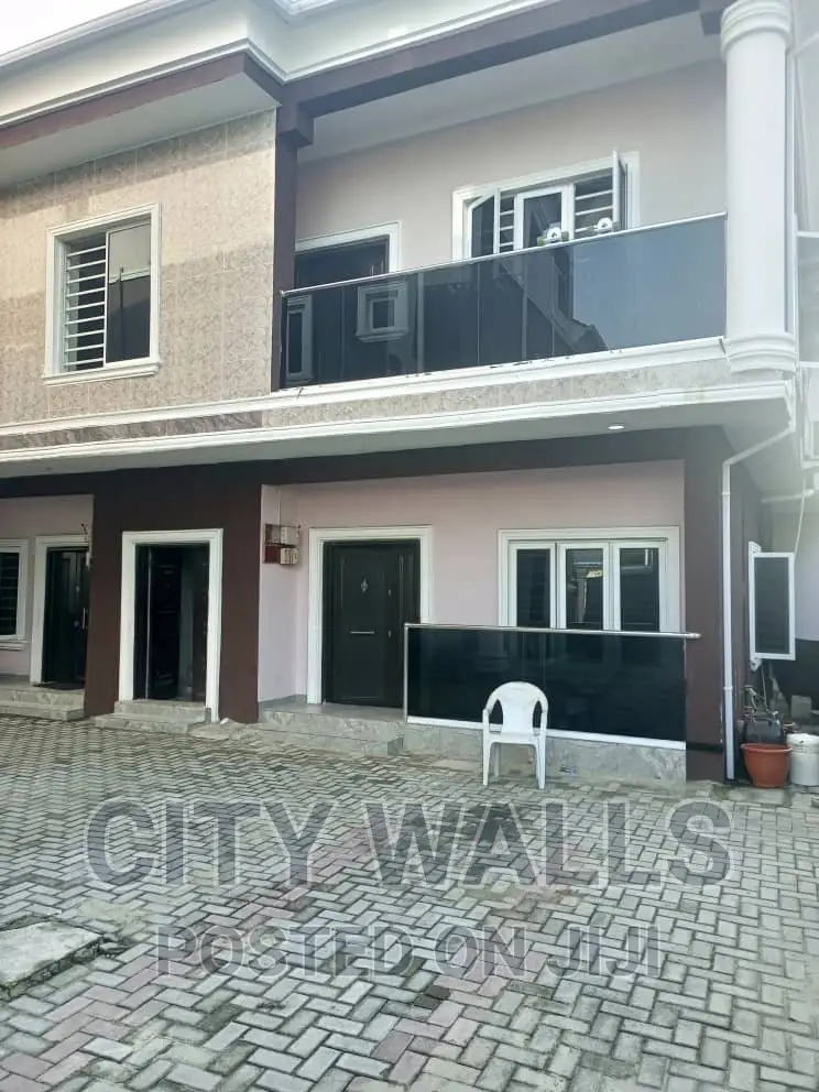 2bdrm Block of Flats in Ikate-Elegushi for rent