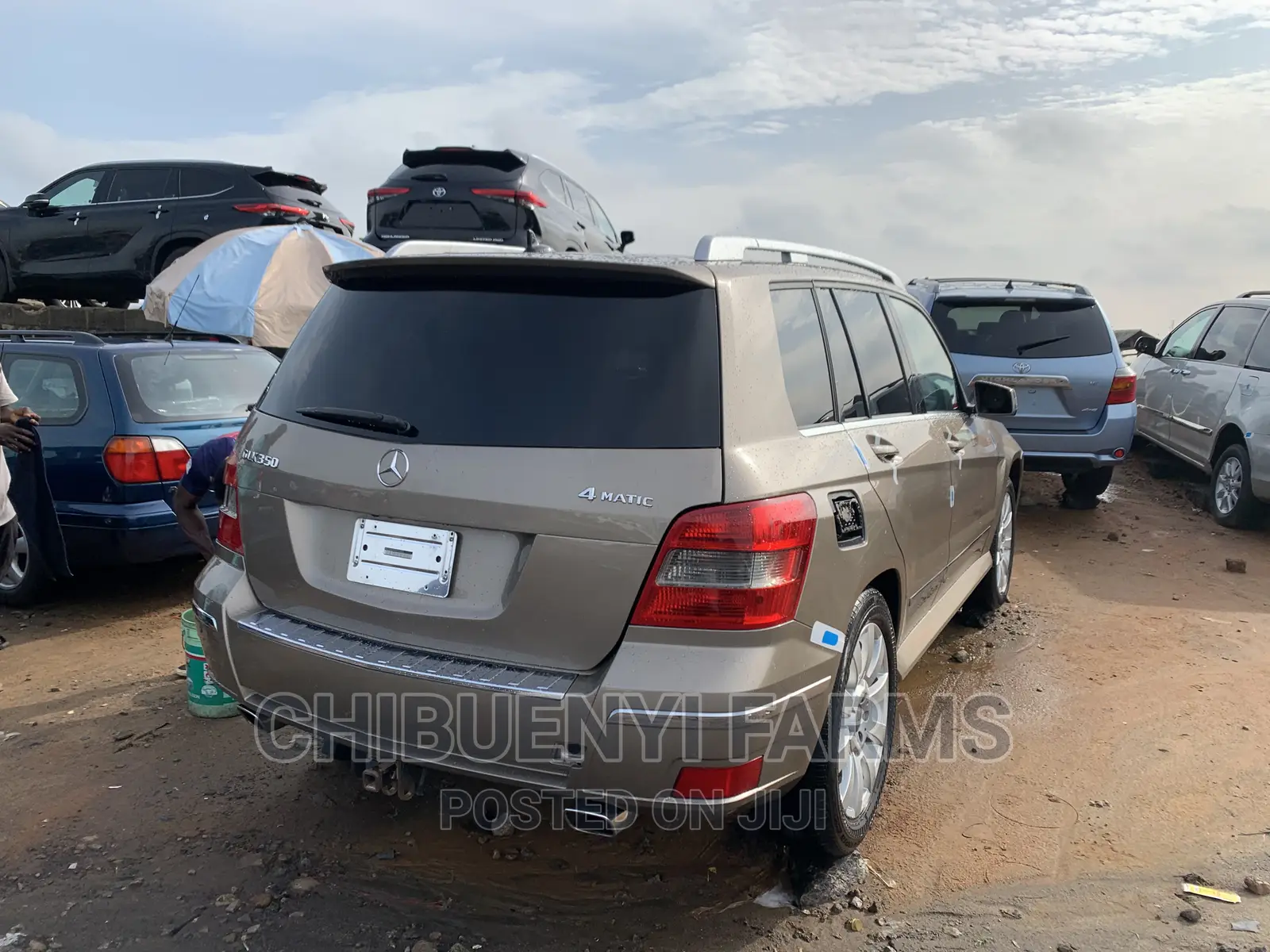 Mercedes-Benz GLK-Class 350 4MATIC 2010 Gold