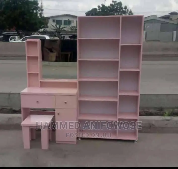 Dressing Mirror/Shoerack