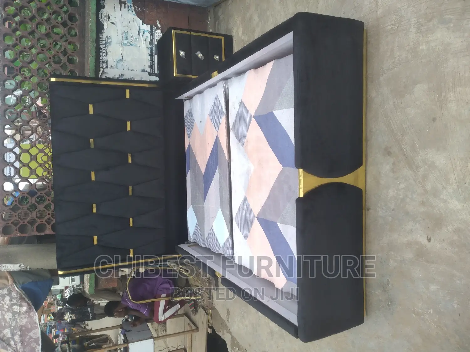 Quality 4.5by6 Upholstery Padded Bed Frame With One Bed Side
