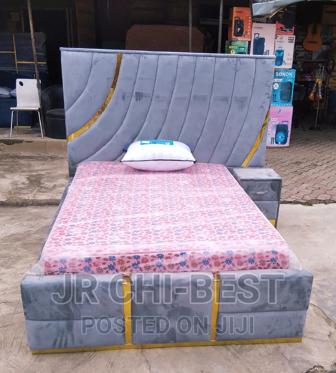 Quality 4.5 by 6 HDF Padded Upholstery Wooden Bedframe