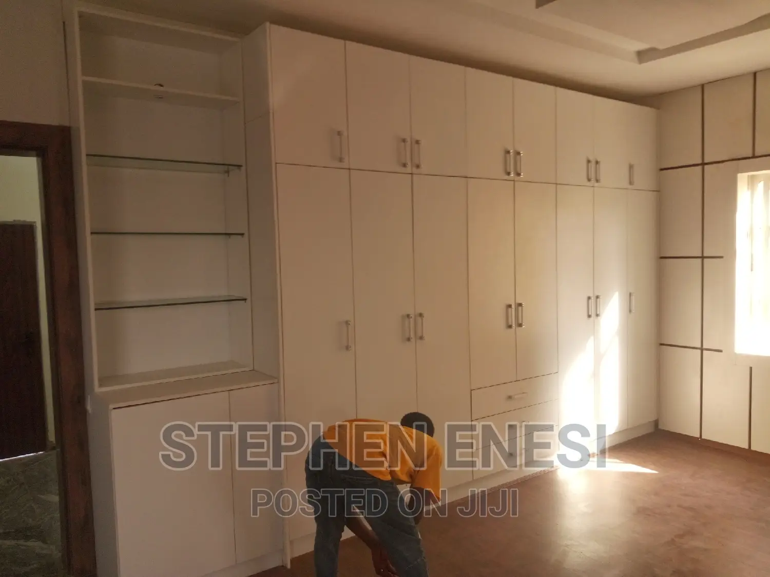 Luxury Shelves and Wardrobes