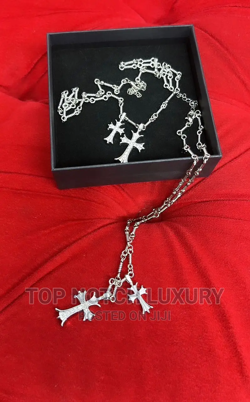 High Quality Luxury Chrome Heart Necklace