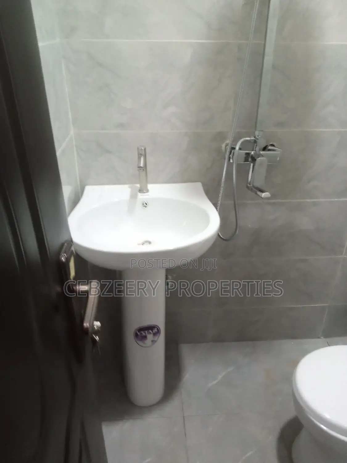 2bdrm Apartment in Yakoyo/Alagbole for rent