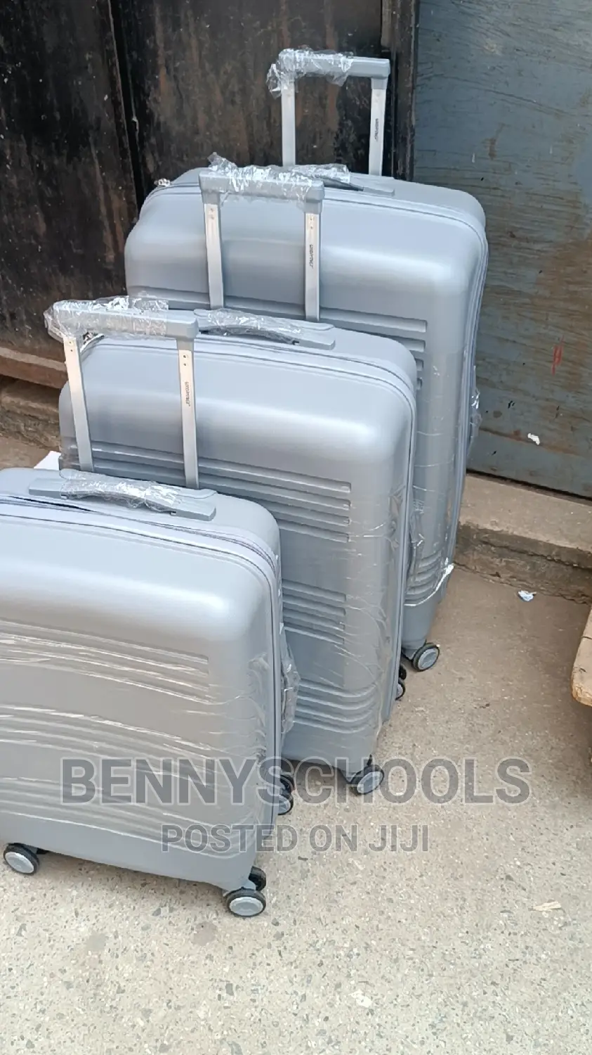 Set of 3 Unbreakable Elastic Rubber Travelling Luggage Boxes