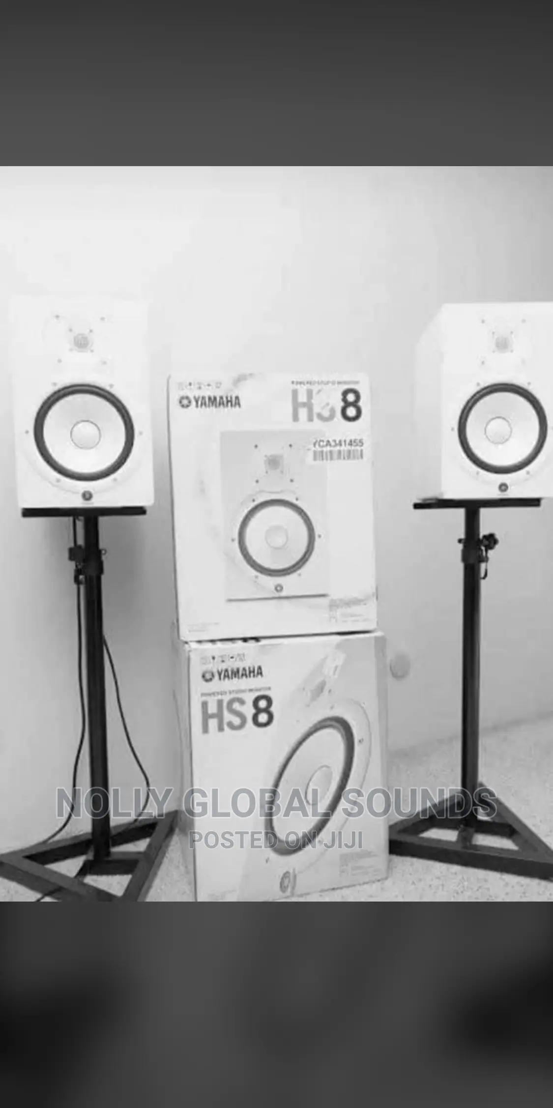 YAMAHA HS8 Studio Monitor Pair (White)And Pair Monitor Stand