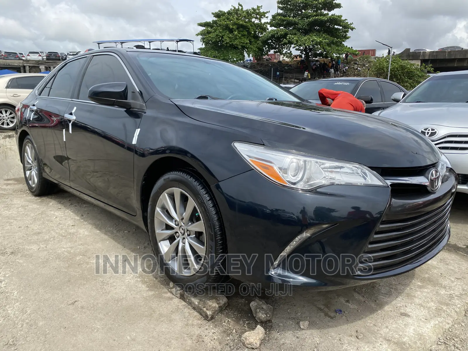 Toyota Camry 2016 Black