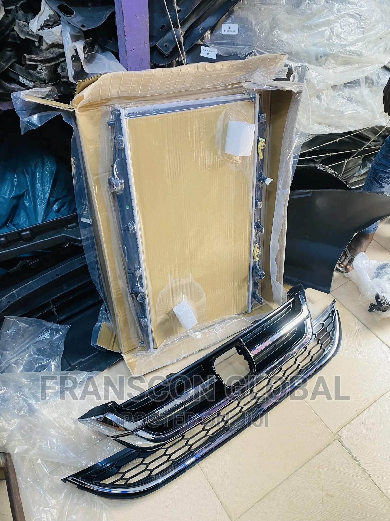 Front Grille 2010 Honda CRV