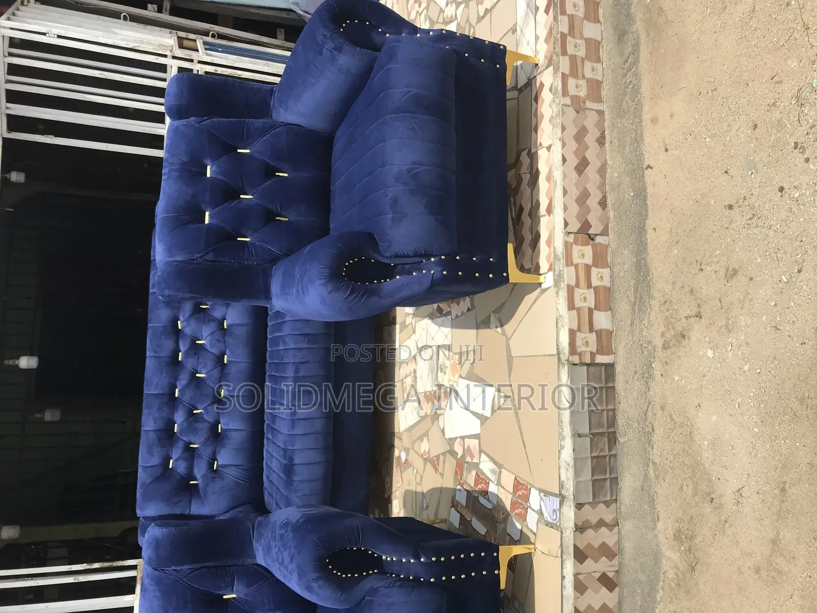 Solid Interior Full Set of Blue Velvet.
