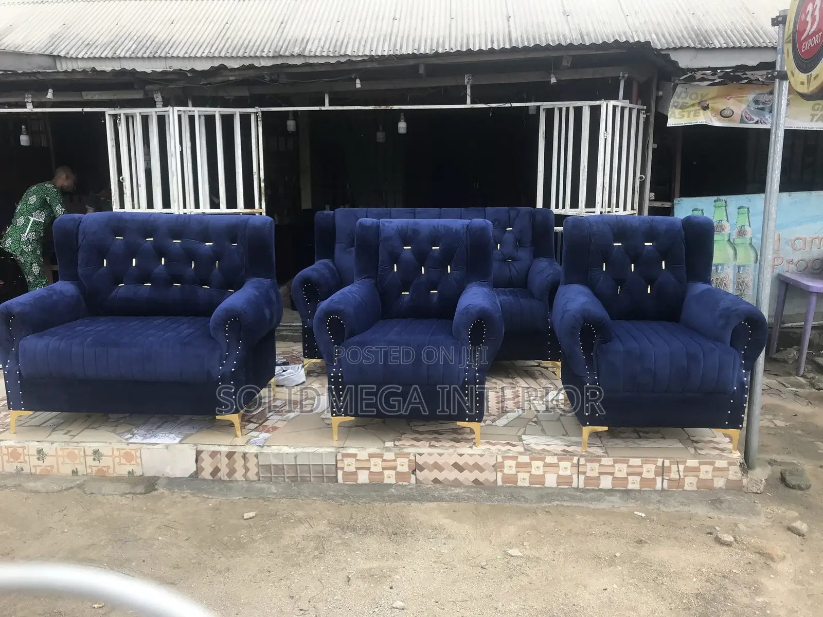 Solid Interior Full Set of Blue Velvet.