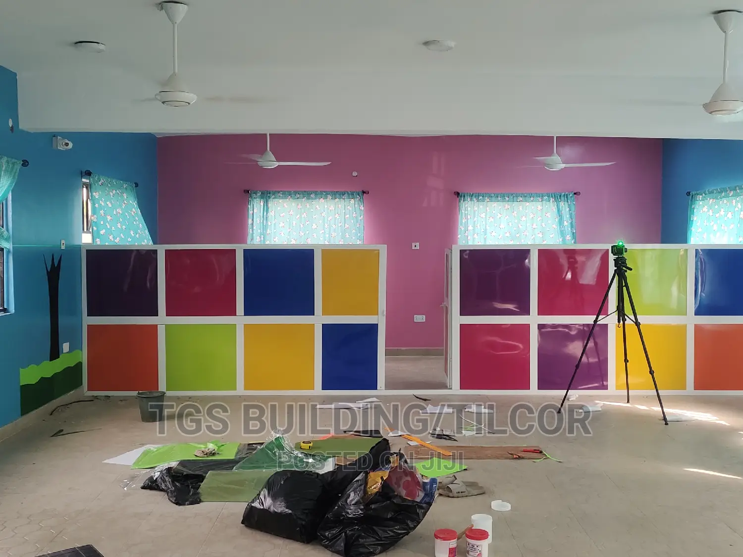 Aluminum Partitioning With Acco Board