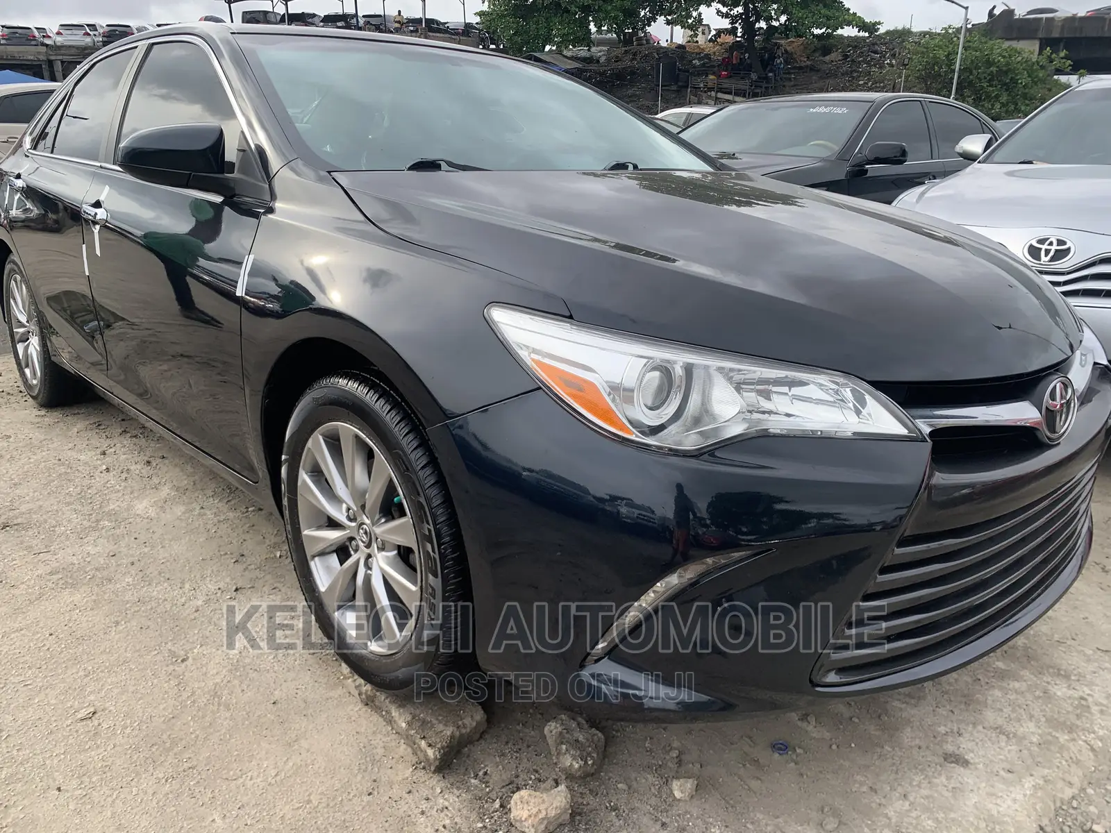 Toyota Camry 2016 Black