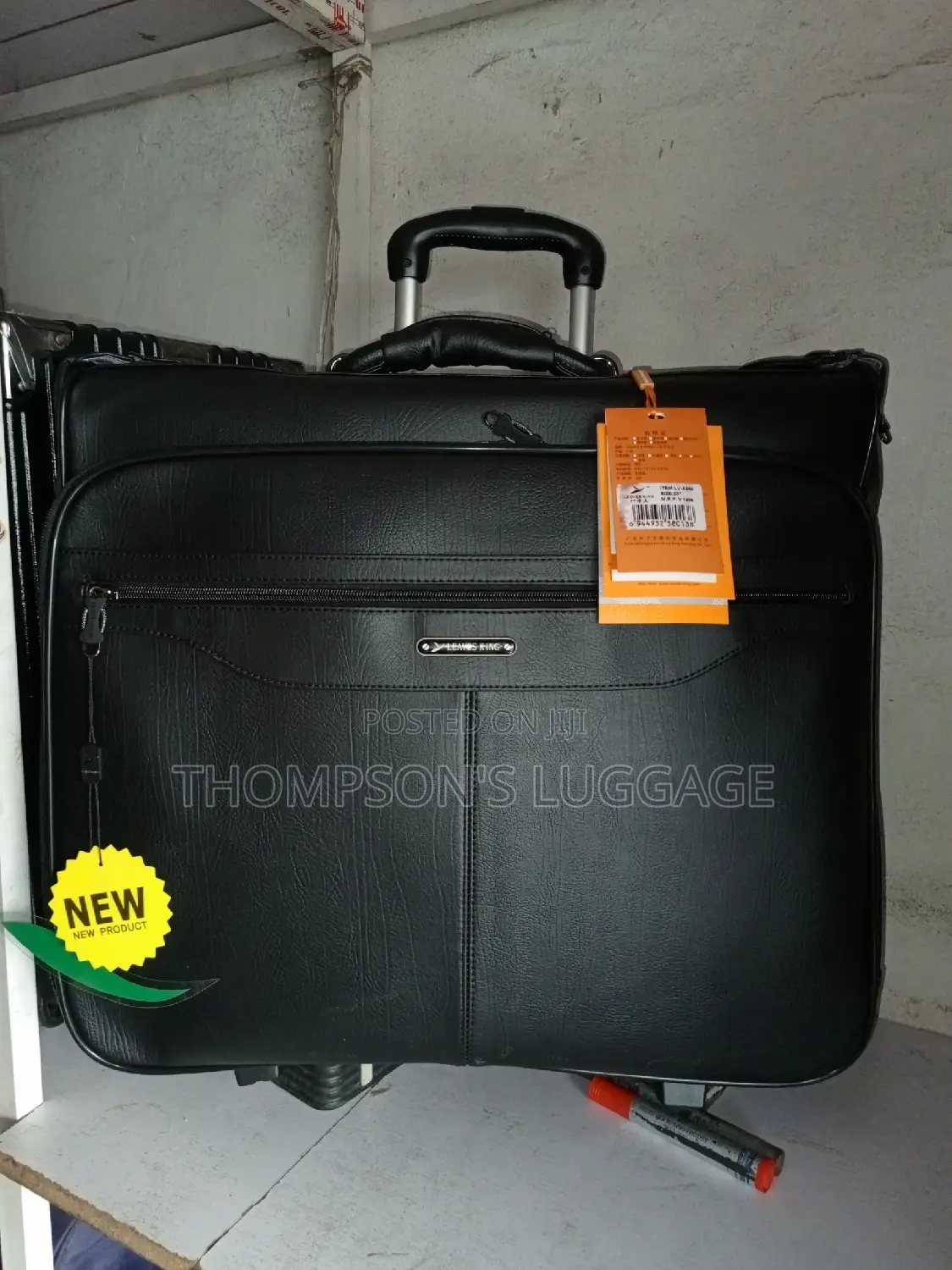 Leavesking Suit Case