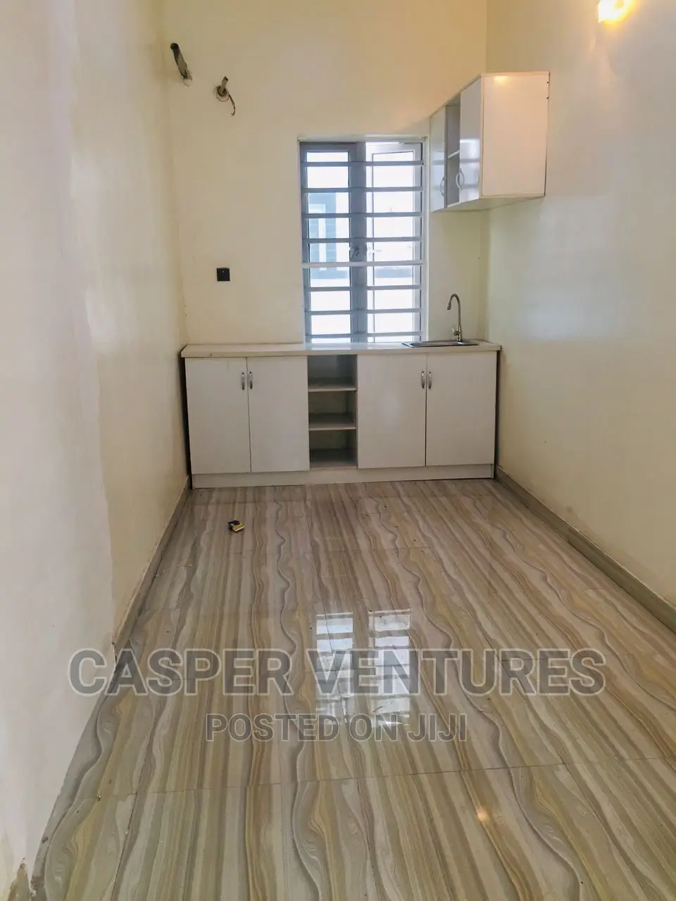 Mini Flat in Osapa Estate for rent