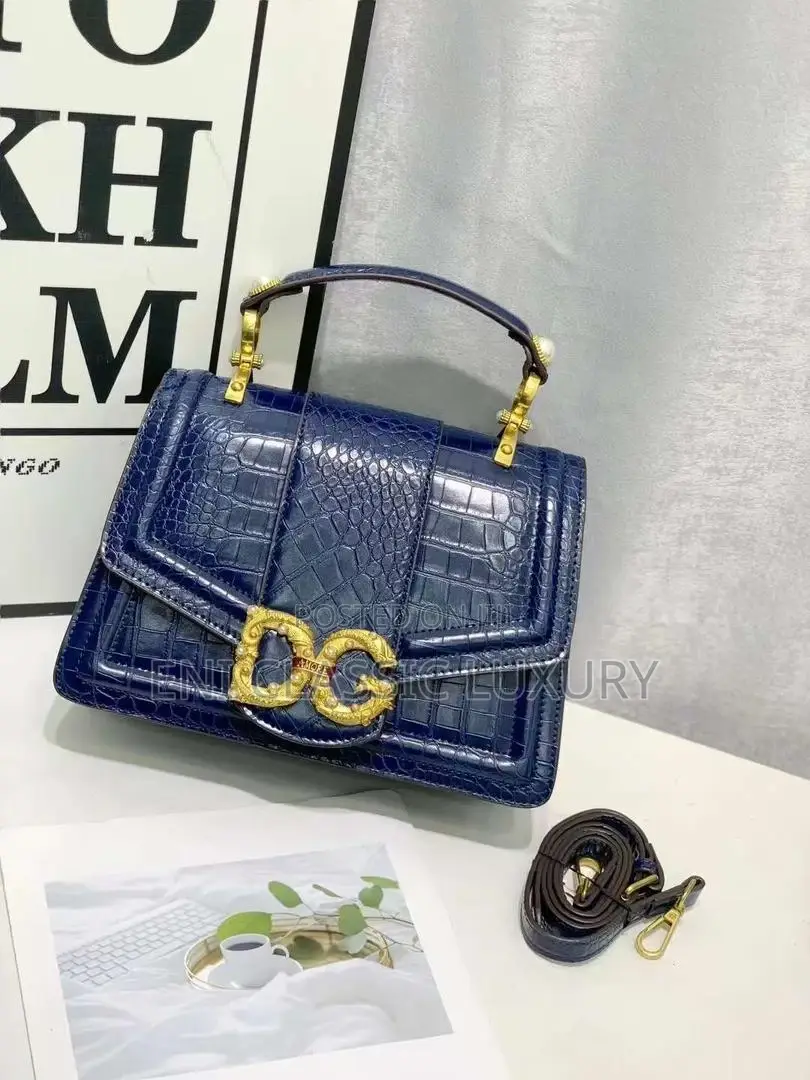 Super High Quality Luxury Outfit Dolce Gabbana Available