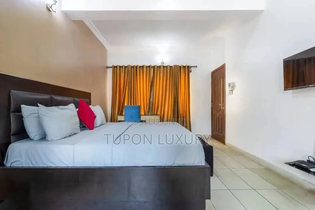 Most Affordable Party House in Lekki: 4bedroom Duplex.