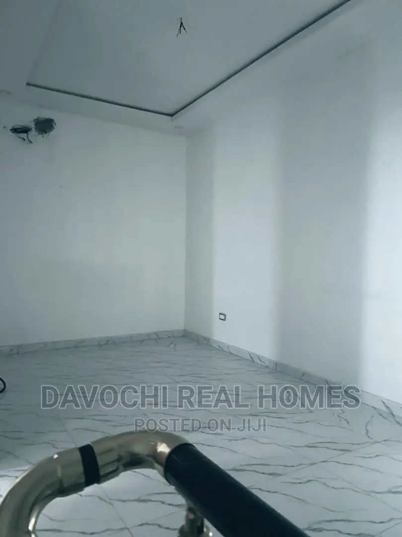 4bdrm Duplex in Chevron Second Toll, Lekki for rent