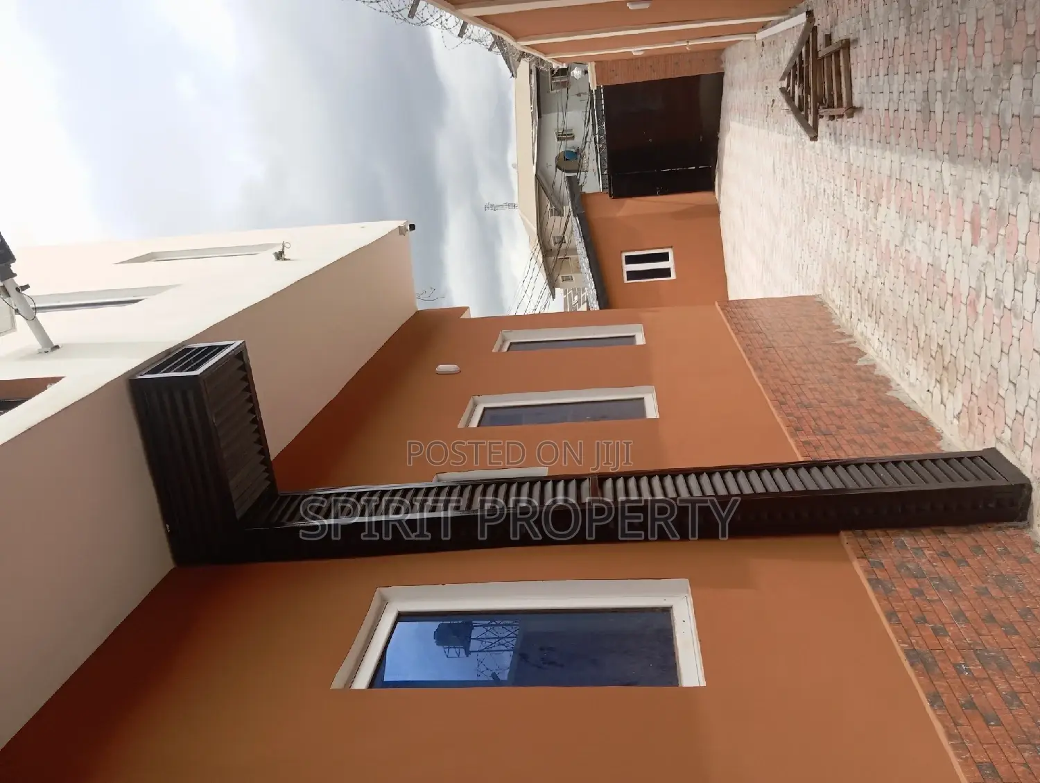 2bdrm Block of Flats in Magodo Shangisha, GRA Phase 1 for rent
