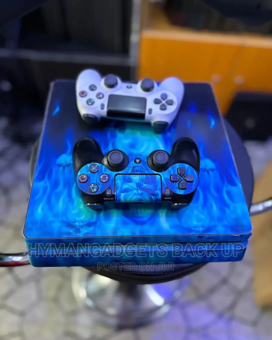 Grade a UK Used Ps4 Slim With 2 Pads